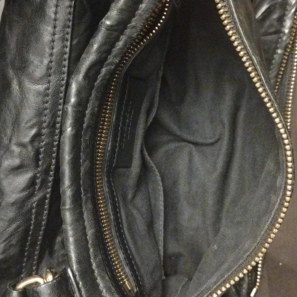 Givenchy Purse Black -  Authentic Handbag EUC bag - Picture 16 of 17